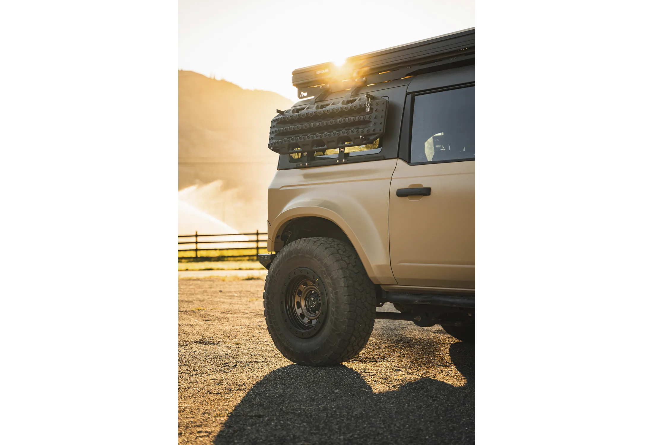 BLACK RHINO ブラックライノ ホイール BR023 XPLORER | BURNT BRONZE W/ MATTE BLACK LIP
