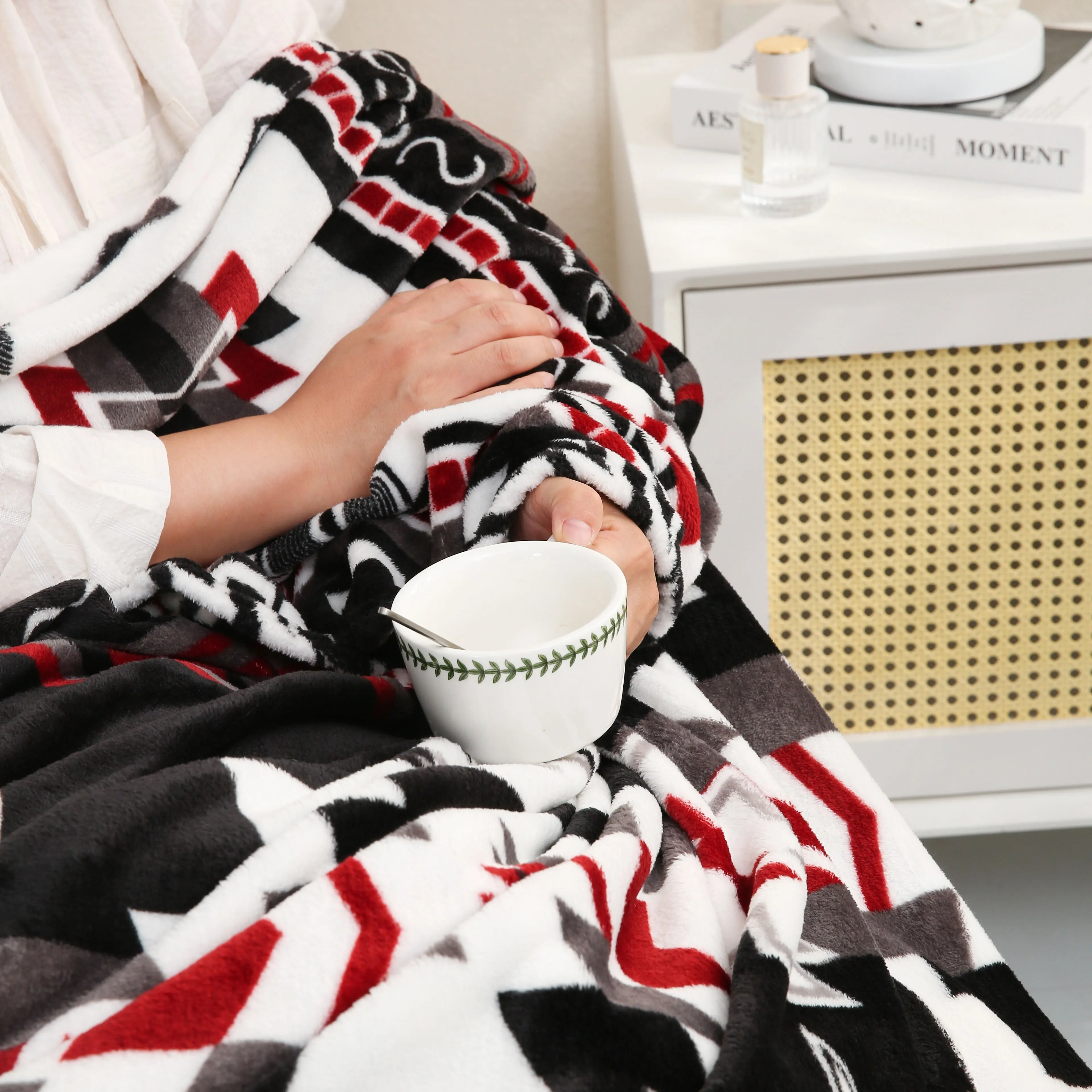 Boho Pattern Flannel Blanket Soft Warm Stylish Home Essential
