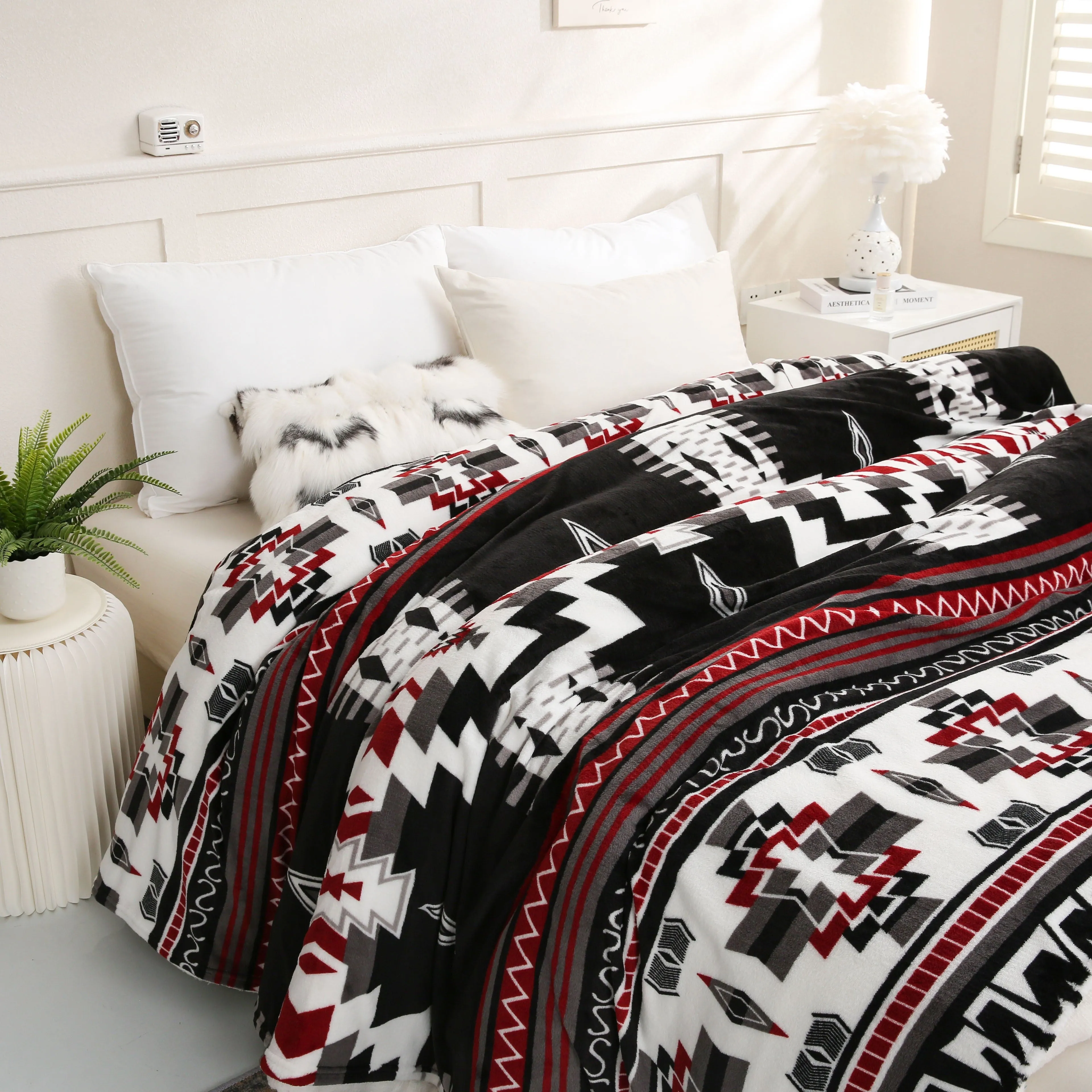 Boho Pattern Flannel Blanket Soft Warm Stylish Home Essential