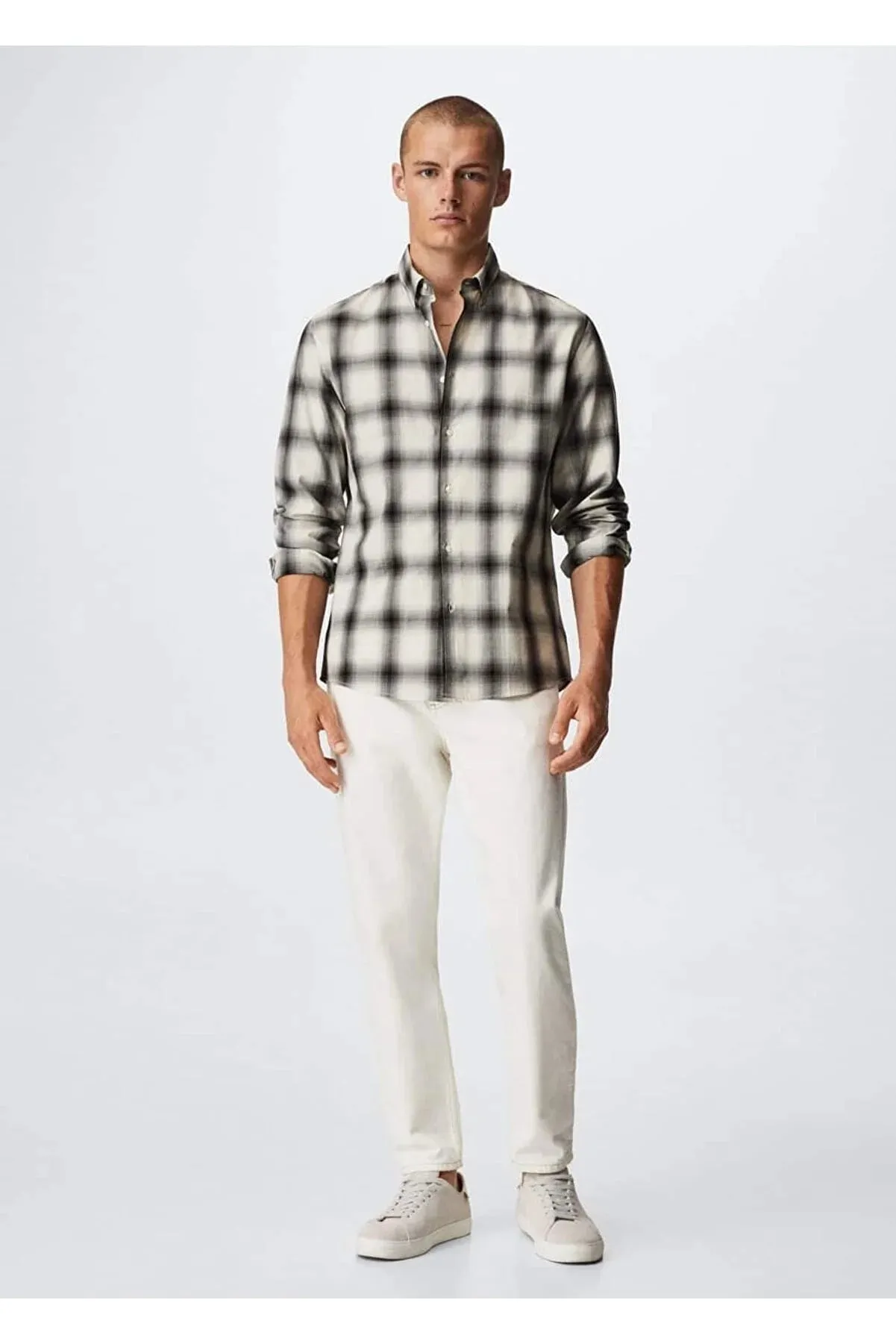 Mango Men's Checked Cotton Regular Fit Shirt