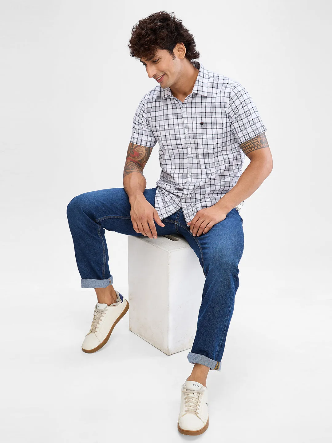 Spykar White Cotton Half Sleeve Raised Collar Shirt For Men